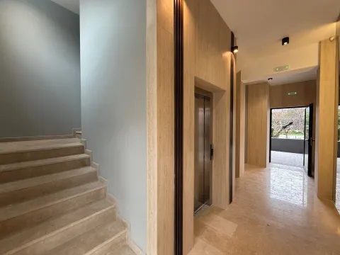 Prodaja, jednosoban stan, 47m², Momišići, Podgorica - image 6