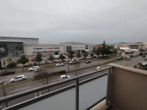 Izdavanje, stan, 42m², City Kvart, Podgorica - image 6