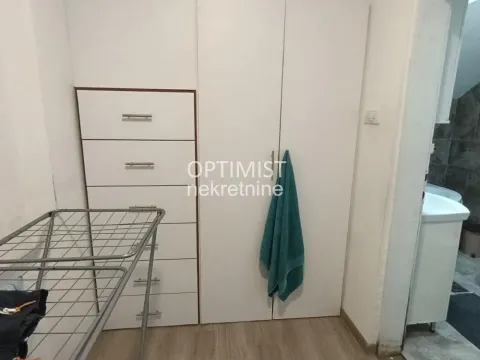 Rent, three bedroom apartment, 100m², Ledine, Beograd - image 8