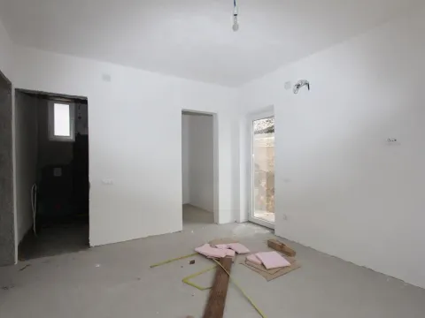 Sale, house, 175m², Prčanj, Kotor - image 11