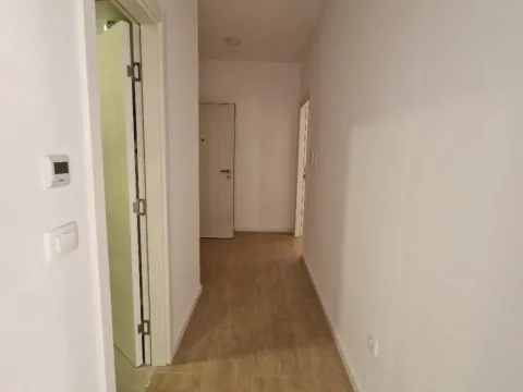 Prodaja, četvorosoban stan, 122m², Kalimanj, Tivat - image 8