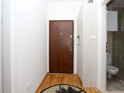 Rent, apartment, 45m², Zagorič, Podgorica - image 10