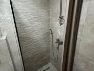 Izdavanje, dvosoban stan, 65m², Bečići, Budva - image 9