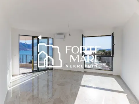 Prodaja, jednosoban stan, 46m², Bijela, Herceg Novi - image 1