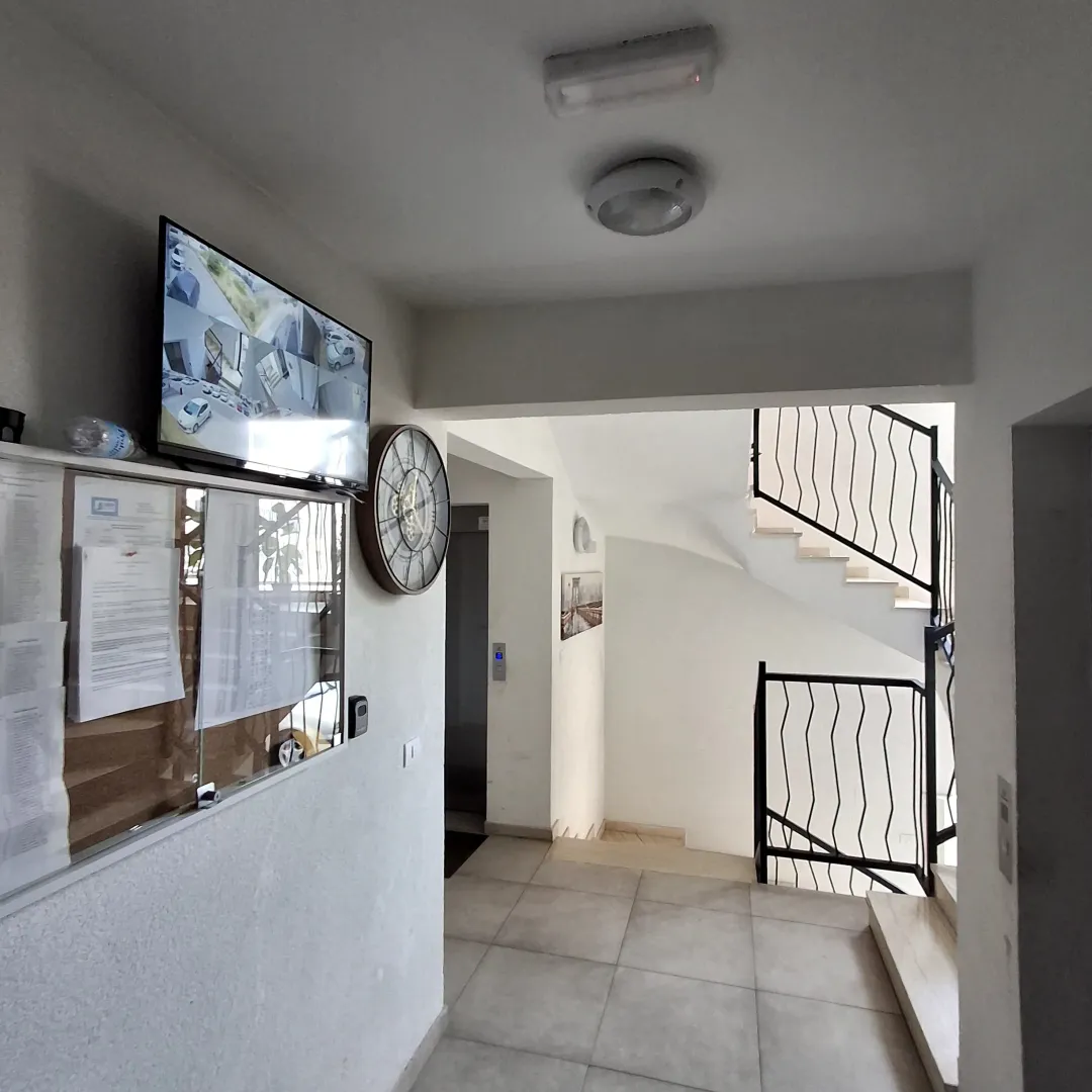Izdavanje, jednosoban stan, 56m², Stari Aerodrom, Podgorica