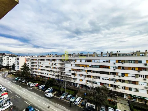 Izdavanje, trosoban stan, 90m², Preko Morače, Podgorica - image 14