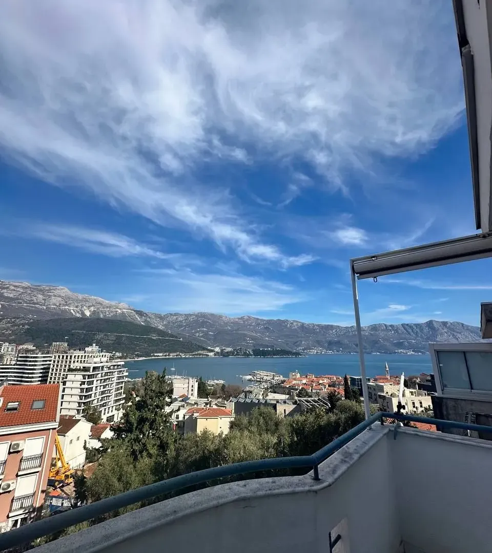 Sale, three bedroom apartment, 81m², Gospoština, Budva