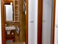 Rent, four bedroom apartment, 130m², Centar, Podgorica - image 10