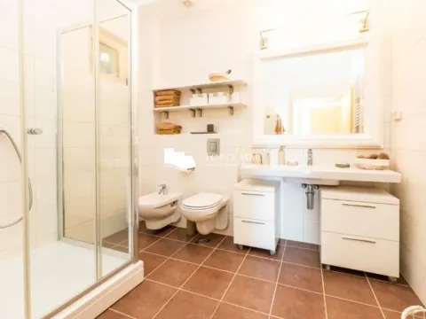 Prodaja, dvosoban stan, 118m², Njivice, Herceg Novi - image 7