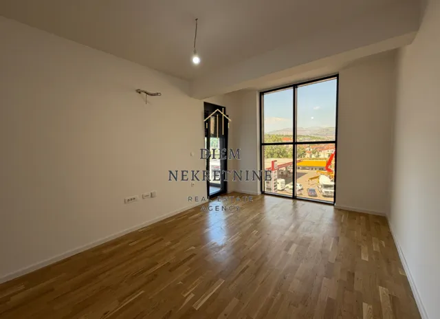 Rent, two bedroom apartment, 65m², Stari Aerodrom, Podgorica
