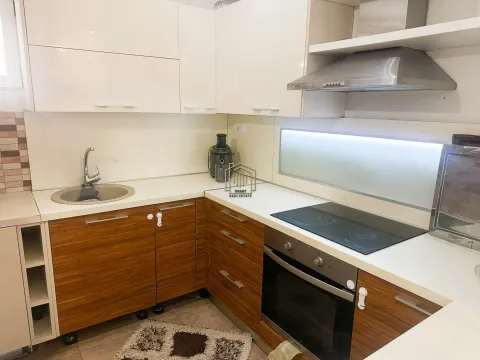 Izdavanje, dvosoban stan, 75m², Konik, Podgorica - image 3