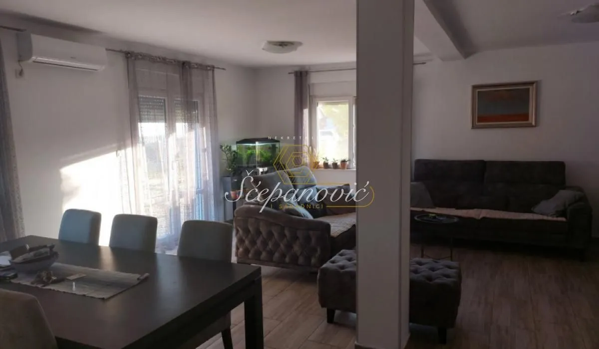 Sale, house, 155m², Futog, Novi Sad Sve Podlokacije