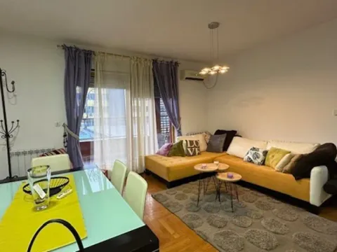 Rent, two bedroom apartment, 70m², Preko Morače, Podgorica - image 1