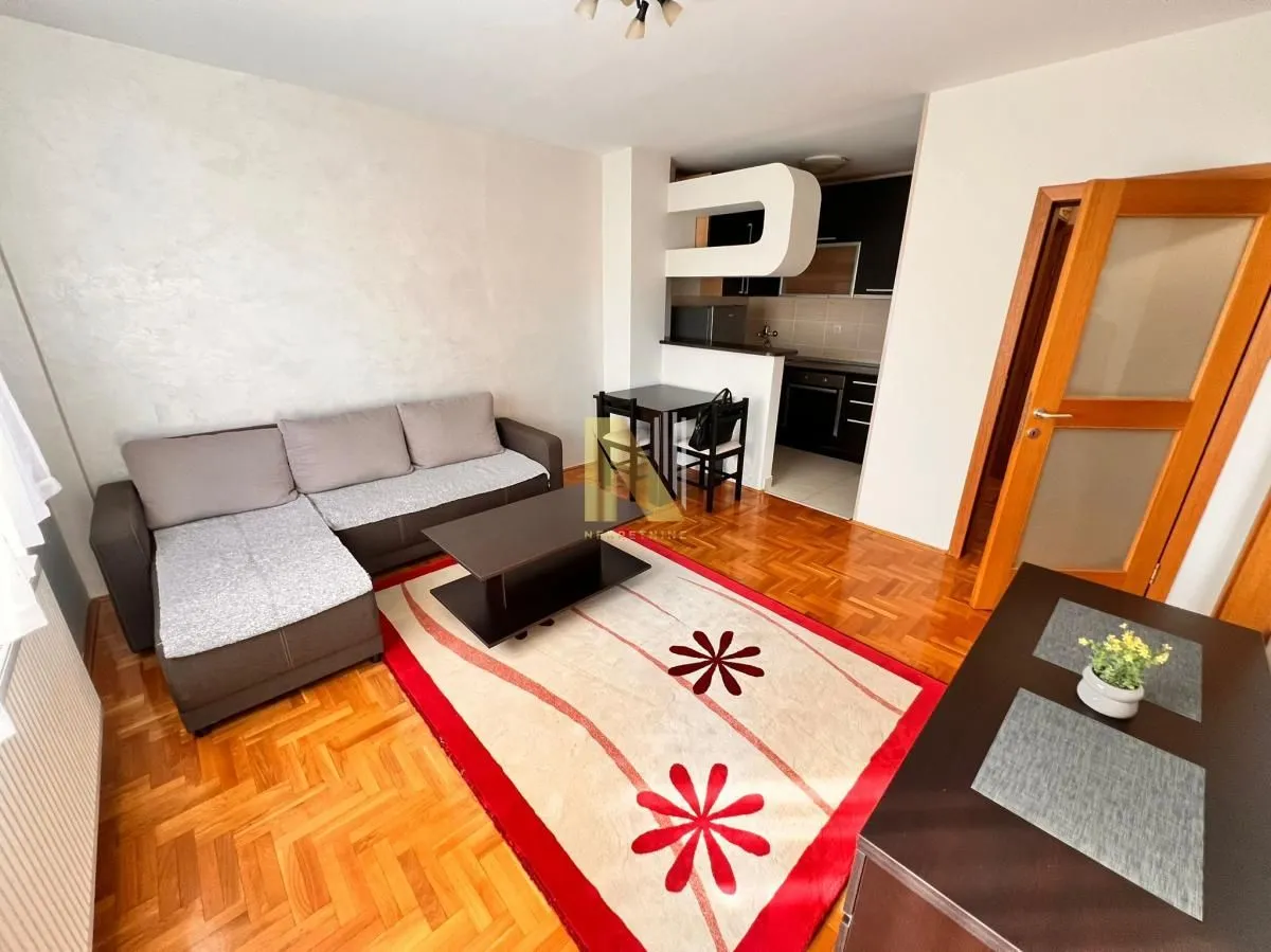 Izdavanje, dvosoban stan, 39m², Nova Detelinara, Novi Sad Sve Podlokacije