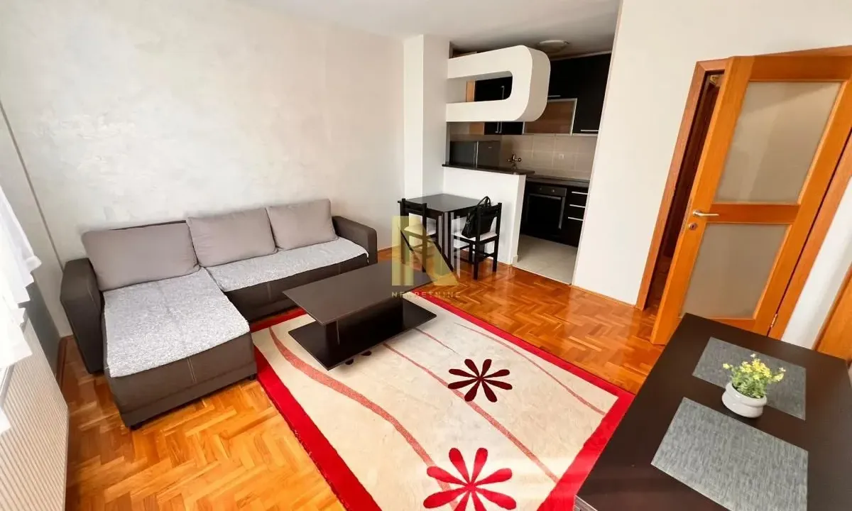 Izdavanje, dvosoban stan, 39m², Nova Detelinara, Novi Sad Sve Podlokacije