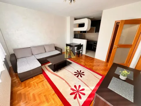 Stan in Nova Detelinara