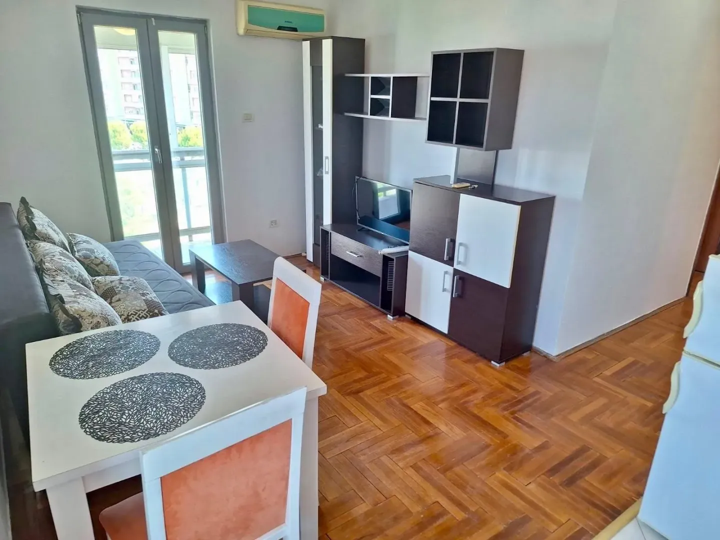 Rent, one bedroom apartment, 38m², City Kvart, Podgorica