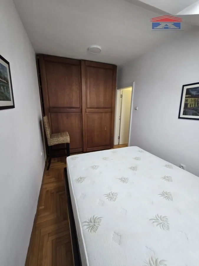 Izdavanje, dvosoban stan, 59m², Socijalno, Novi Sad Sve Podlokacije