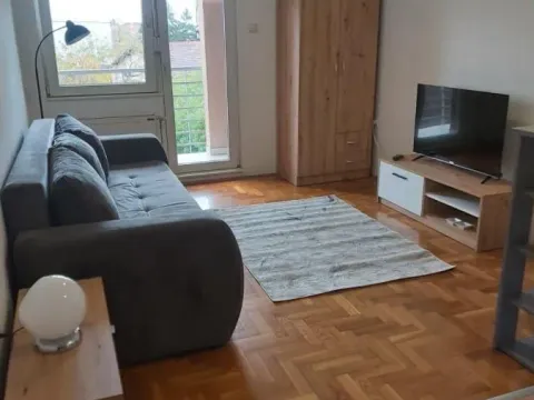Izdavanje, garsonjera, 28m², Telep, Novi Sad Sve Podlokacije - image 2