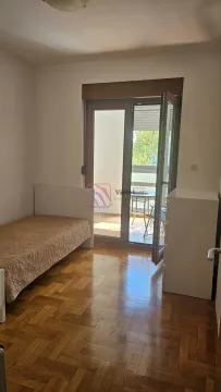 Rent, two bedroom apartment, 70m², Centar, Podgorica - image 13