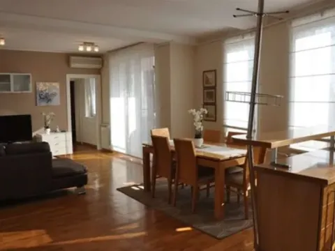 Izdavanje, četvorosoban stan, 120m², Stari Grad, Beograd - image 4