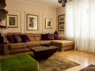 Izdavanje, trosoban stan, 103m², Savski Venac, Beograd - image 1