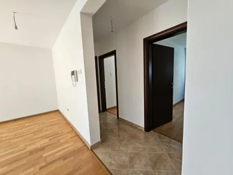 Sale, two bedroom apartment, 105m², Petrovac, Budva - image 5