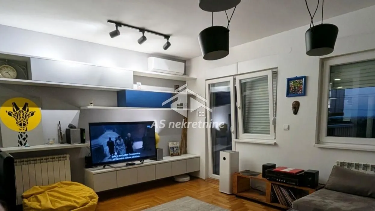 Rent, three bedroom apartment, 71m², Novi Beograd Blok 72, Novi Beograd Sve Podlokacije
