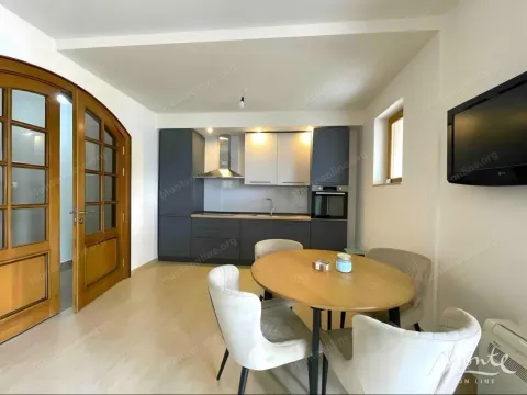 Prodaja, dvosoban stan, 106m², Dobrota, Kotor - image 4