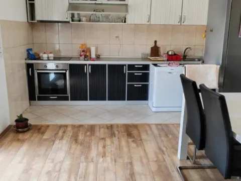 Sale, house, 150m², Zeta, Podgorica - image 8