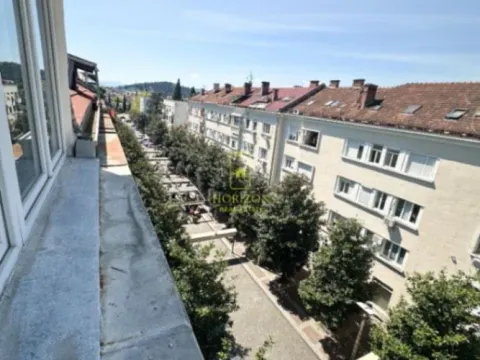 Prodaja, dvosoban stan, 75m², Centar, Podgorica - image 5