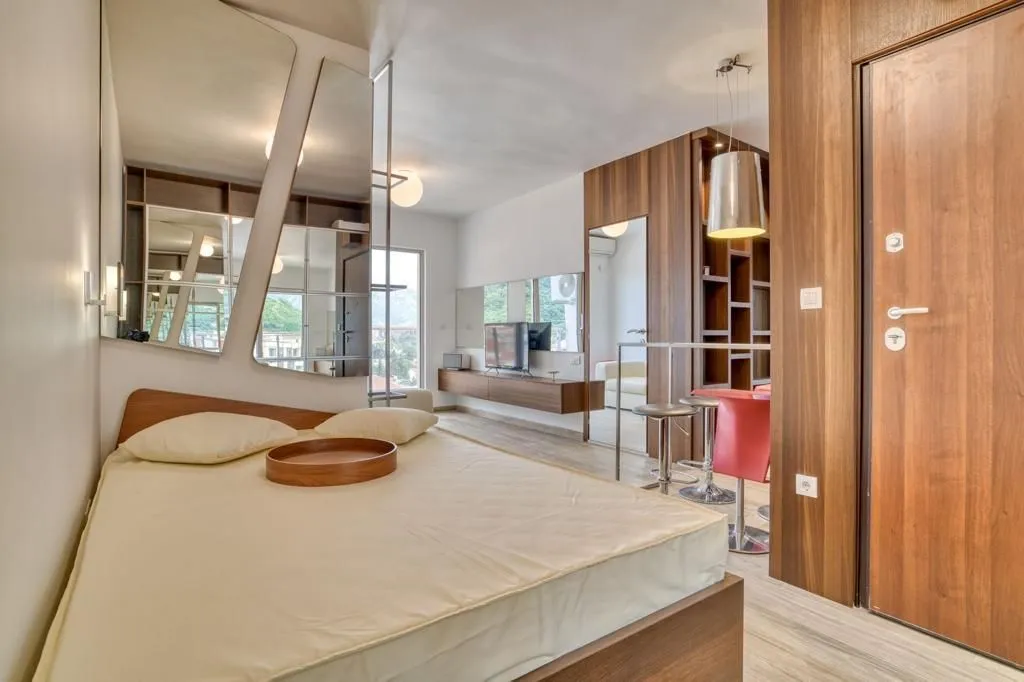 Sale, studio apartment, 33m², Centar, Budva