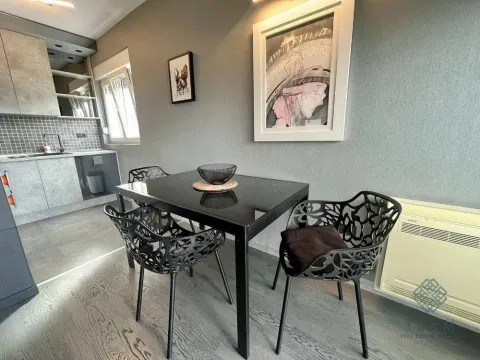 Izdavanje, jednosoban stan, 55m², City Kvart, Podgorica - image 6