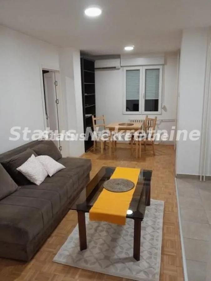 Izdavanje, jednosoban stan, 41m², Liman 4, Novi Sad Sve Podlokacije