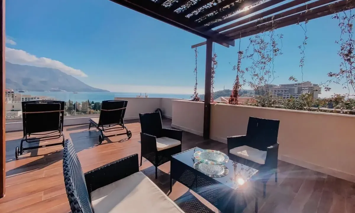 Sale, two bedroom apartment, 58m², Bečići, Budva