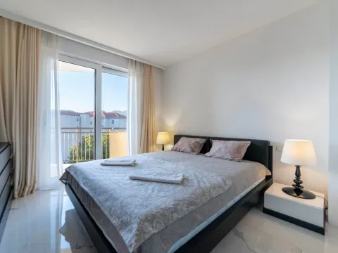 Sale, three bedroom apartment, 149m², Rafailovići, Budva - image 14