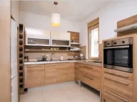 Rent, three bedroom apartment, 75m², Opatovo, Tivat - image 5