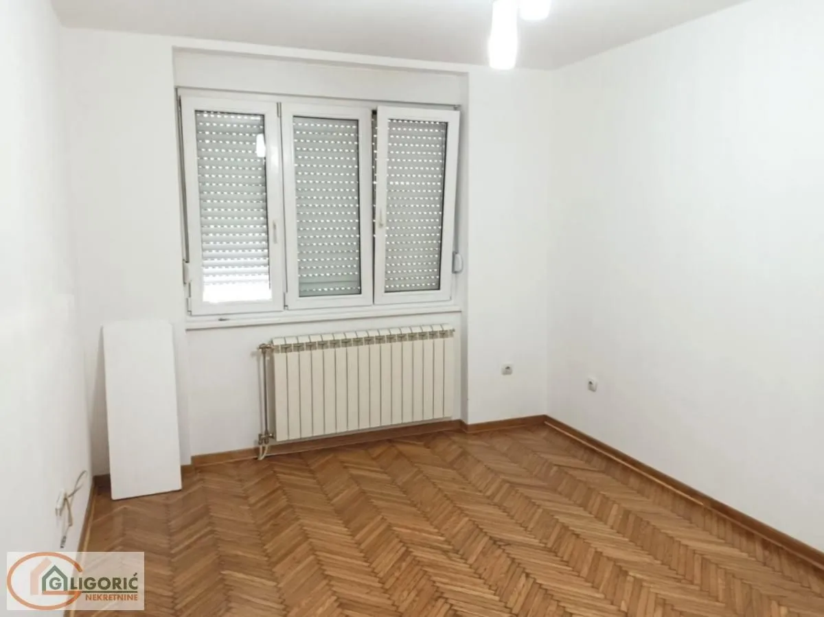 Sale, three bedroom apartment, 66m², Crveni Krst, Beograd
