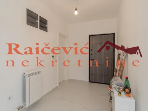 Prodaja, trosoban stan, 95m², Grocka, Beograd - image 8