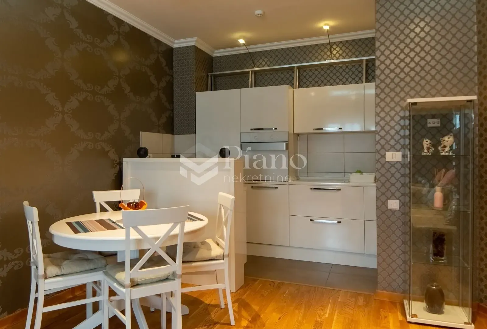 Rent, one bedroom apartment, 43m², City Kvart, Podgorica