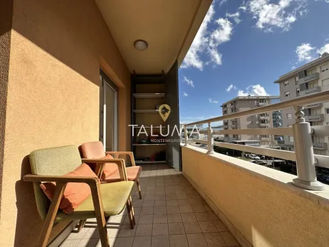 Izdavanje, jednosoban stan, 50m², City Kvart, Podgorica - image 2