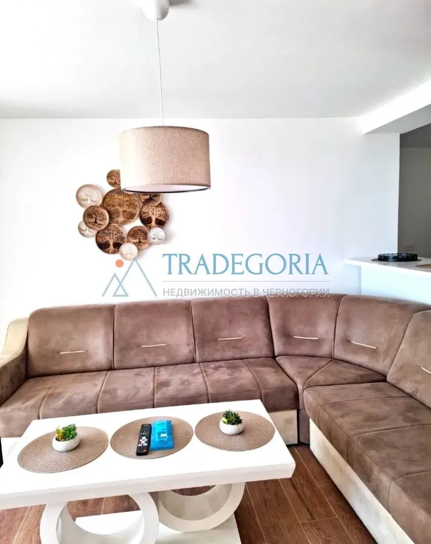 Prodaja, jednosoban stan, 54m², Dobra Voda, Bar