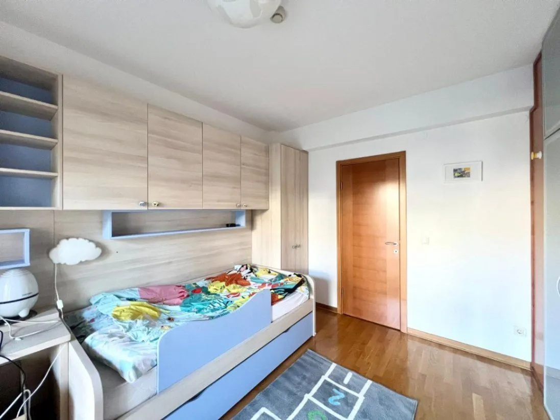 Rent, two bedroom apartment, 154m², Gorica C, Podgorica