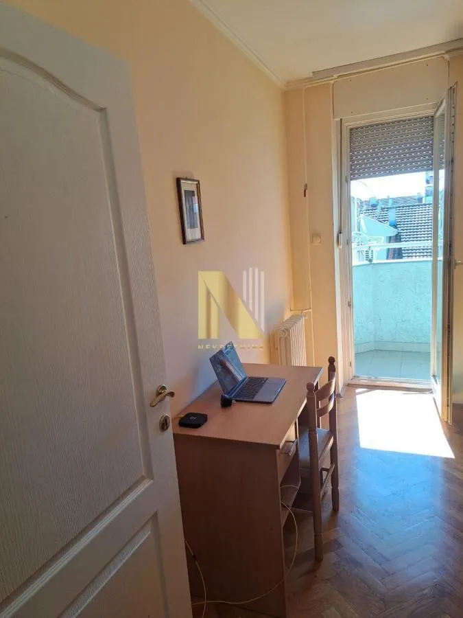 Izdavanje, dvosoban stan, 41m², Bulevar Oslobodjenja, Novi Sad Sve Podlokacije