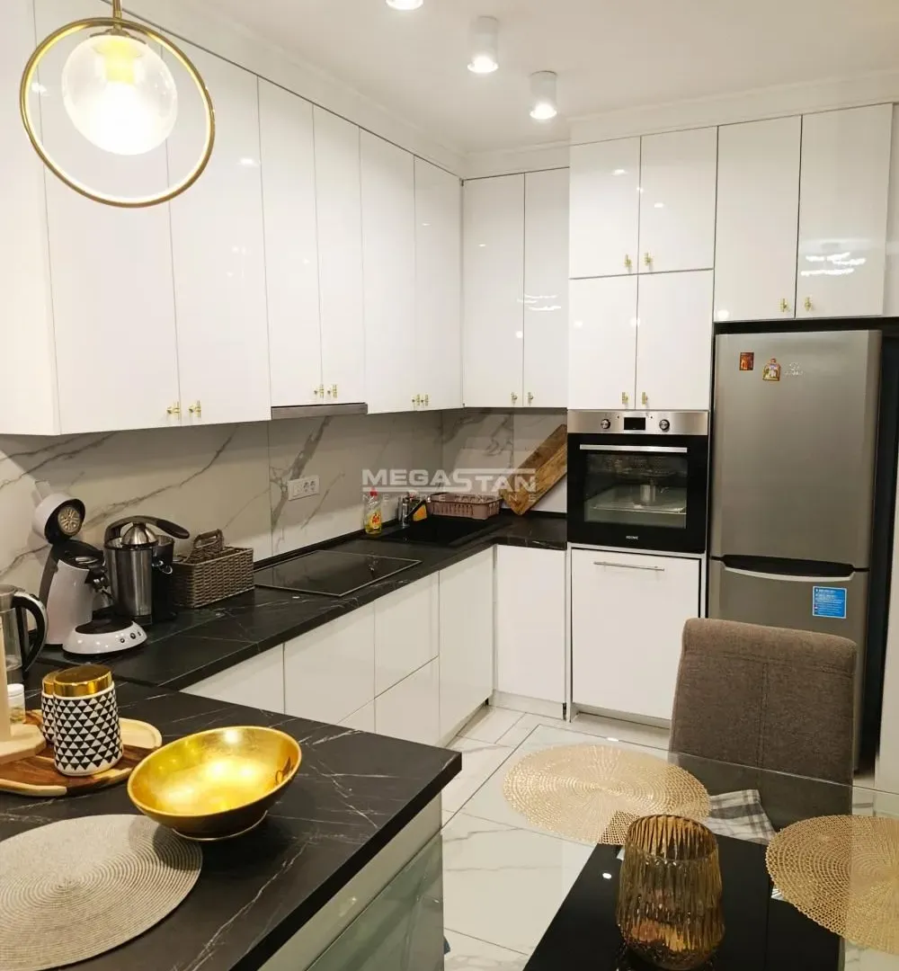 Prodaja, trosoban stan, 94m², Pančevo, Srbija