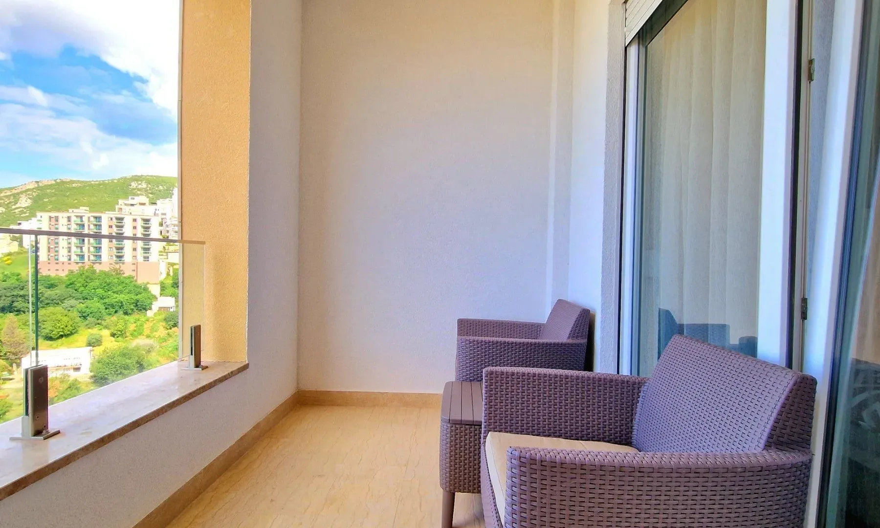 Sale, two bedroom apartment, 59m², Bečići, Budva