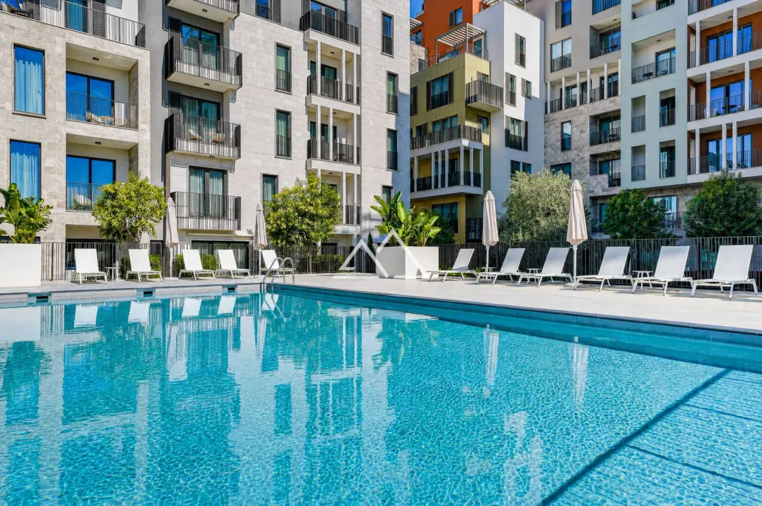 Sale, studio apartment, 52m², Centar, Tivat