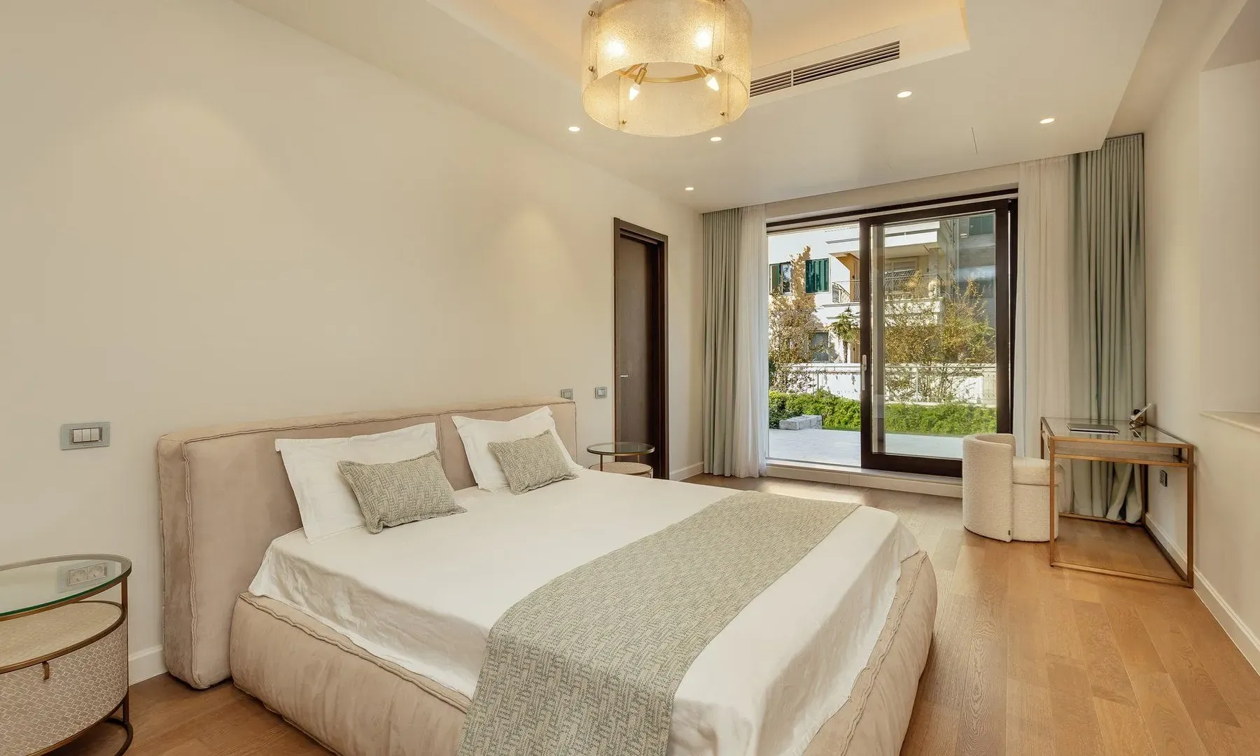 Prodaja, dvosoban stan, 275m², Portonovi, Herceg Novi