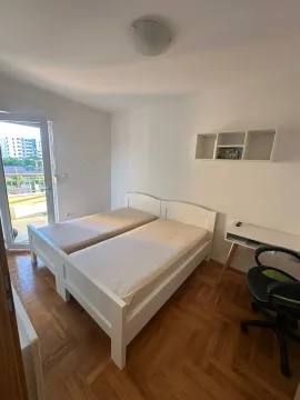 Prodaja, dvosoban stan, 69m², Centar, Bar - image 8