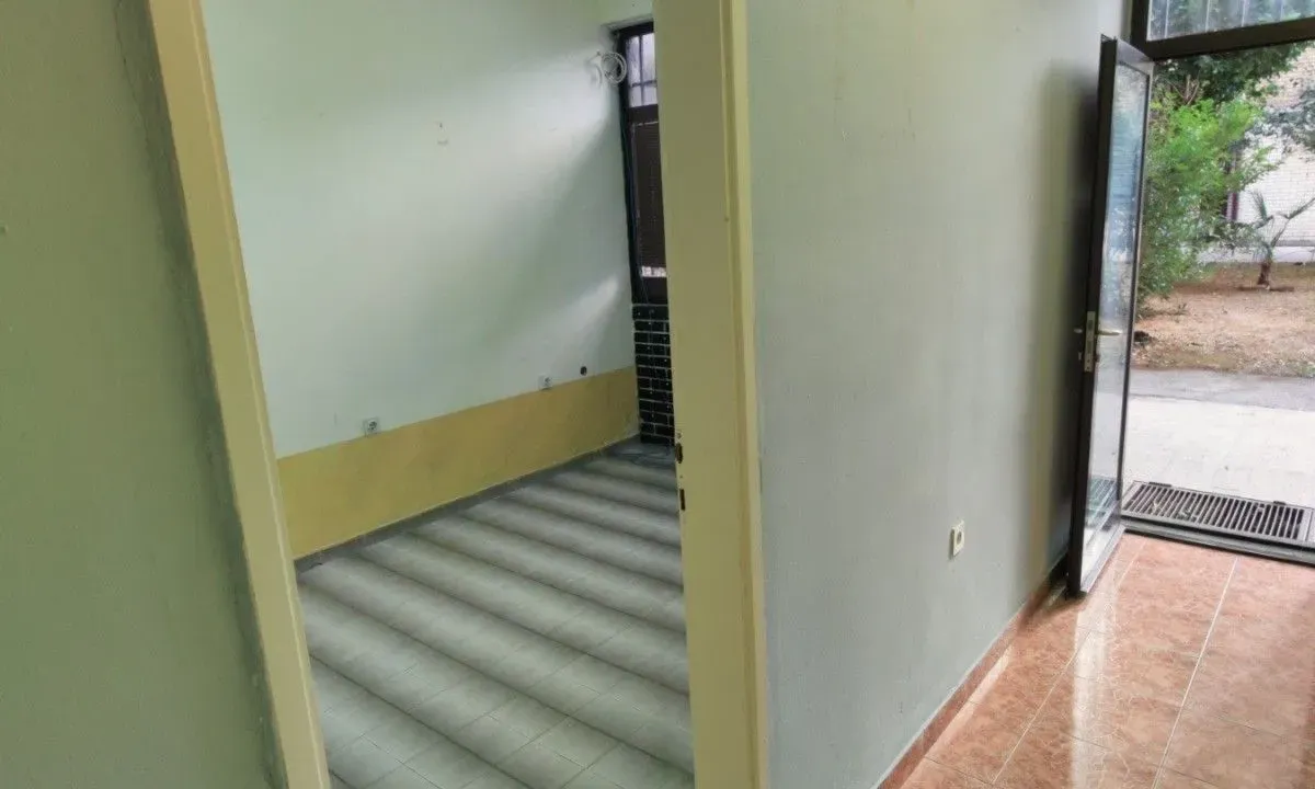 Sale, office space, 36m², Lepa Kata, Podgorica